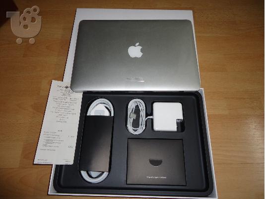 PoulaTo: Apple 13.3
